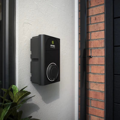 EVEC EV charger | 7.4 KW 32 Amp | Socketed | Complies Smart Charge Regs VEC01