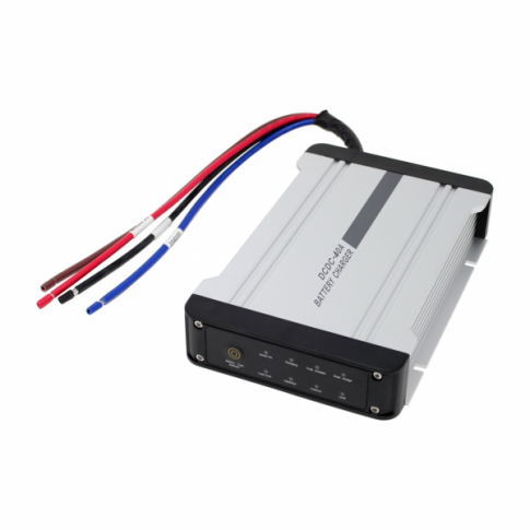 40A 12V DC to 12V DC Automatic Multi-Stage Battery-to-Battery Charger with Solar Input for Lead Acid, Calcium or Lithium-ion Batteries
