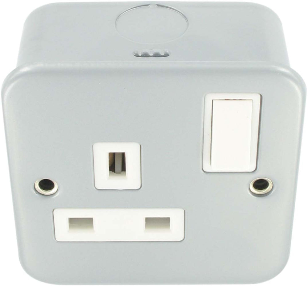 1G 13A SOCKET D.P Metal Clad Socket